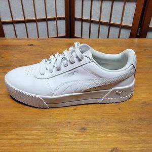 Puma Carina Court Sneaker Size 9